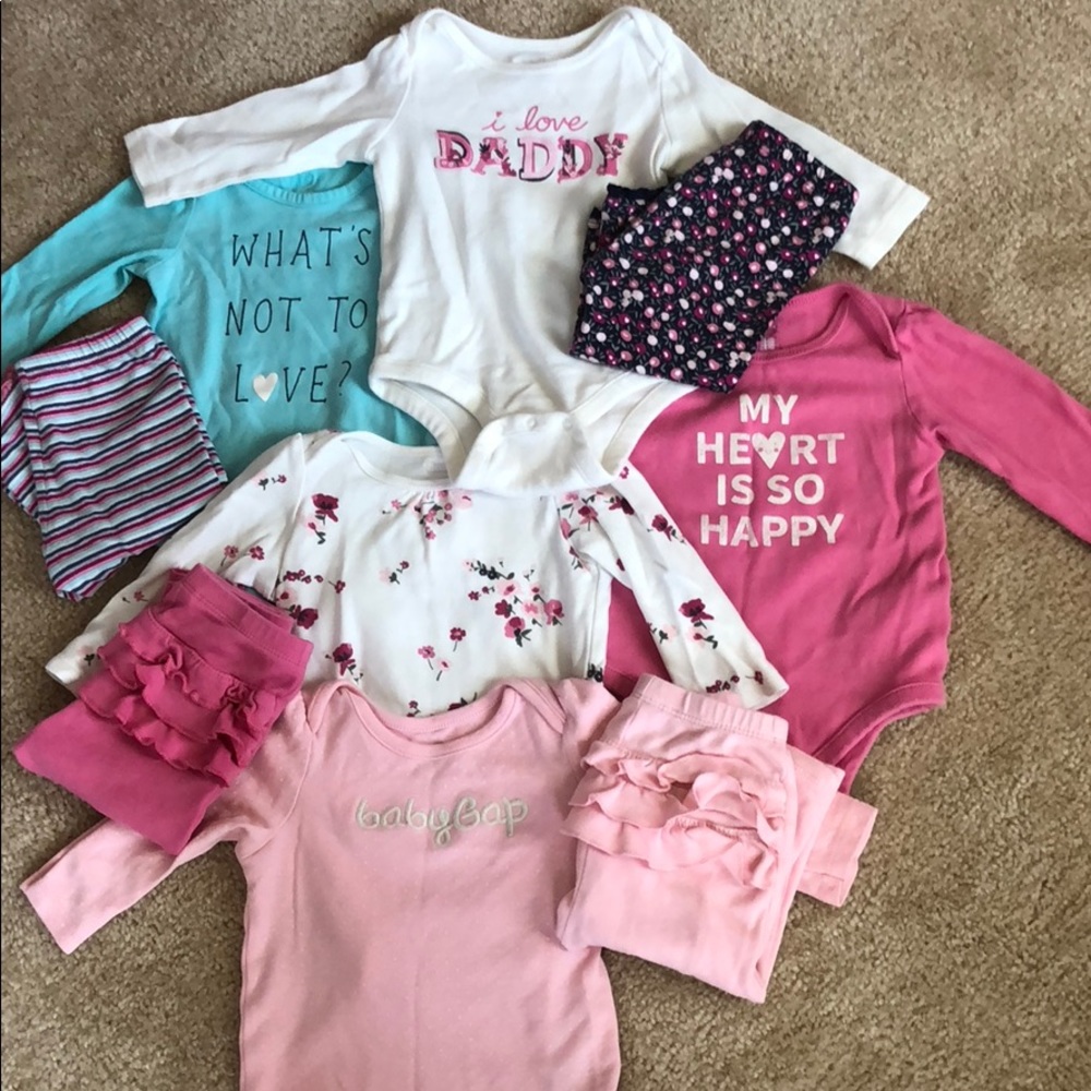 6-12m baby girl’s Baby Gap lot